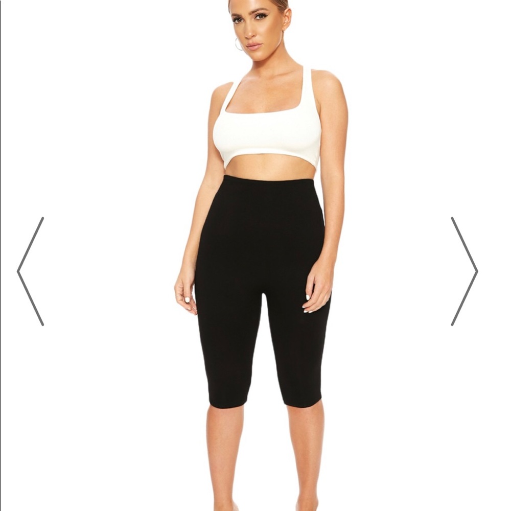 Naked wardrobe cropped leggings